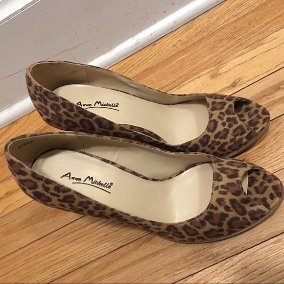 leopard print peep toe shoe heel NEW 10 pump - Picture 3 of 8